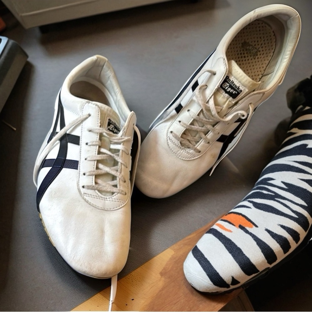 Asics Onitsuka Tigers - leather - good used condition - absolute classics